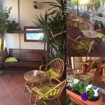 Giovane Italia Hotell